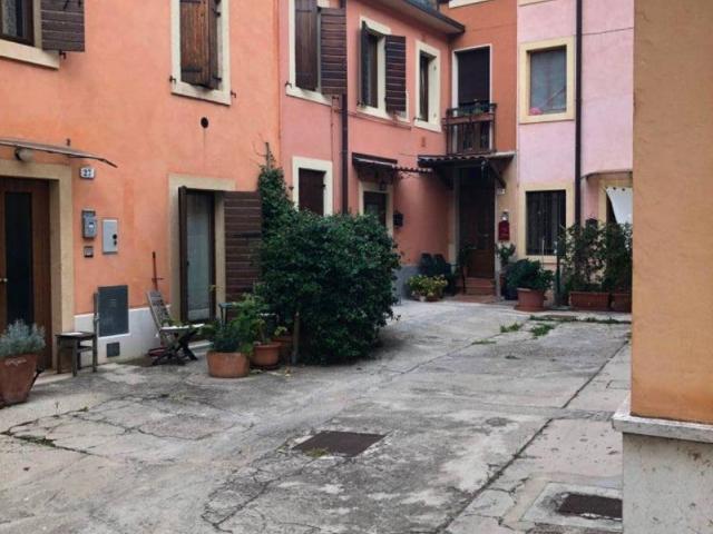 Villa Indipendente in affitto a Nord-Ovest, Brenzone