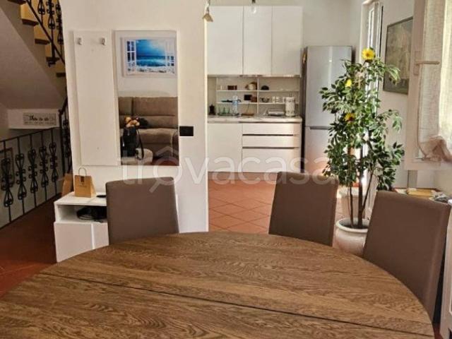 Villa Indipendente in affitto a Viareggio, Toscana