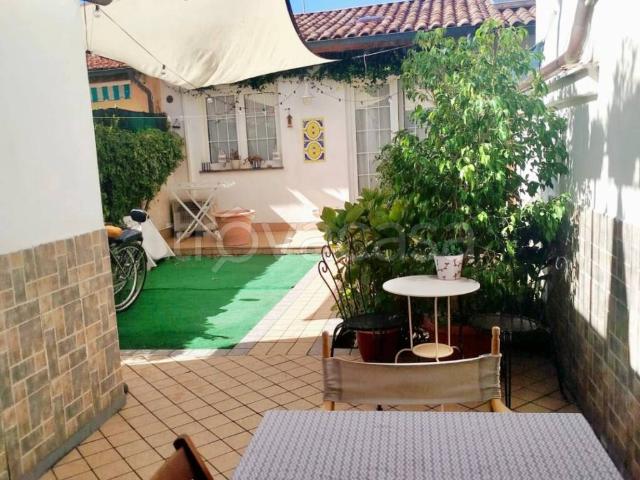 Villa Indipendente in affitto a Viareggio, Toscana