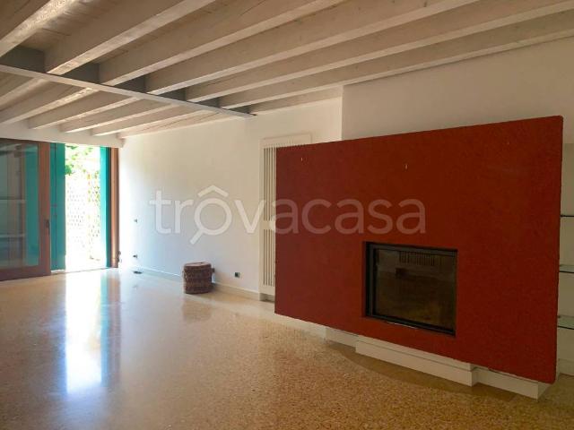 Villa Indipendente in affitto a Malo, Veneto