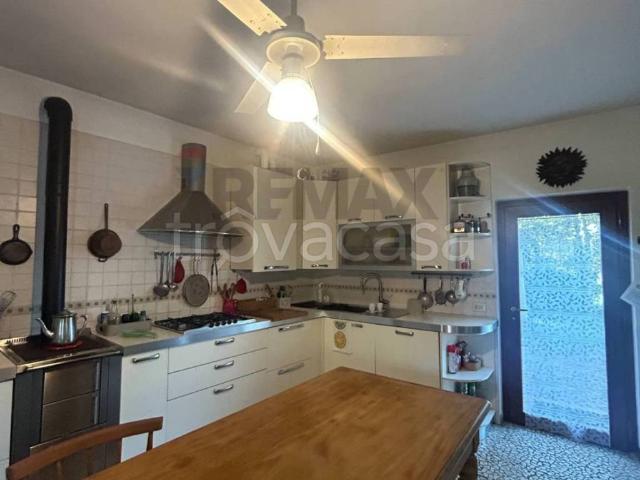 Villa Indipendente in affitto a Gazii, Villafranca Di Verona