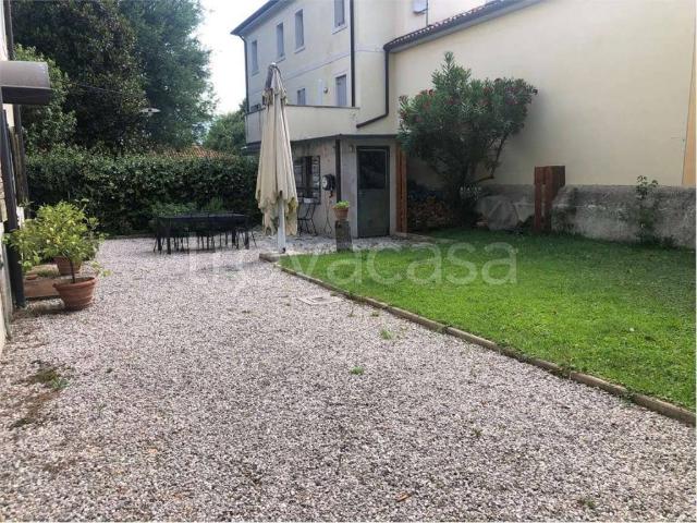 Villa Indipendente in affitto a Vittorio Veneto, Veneto