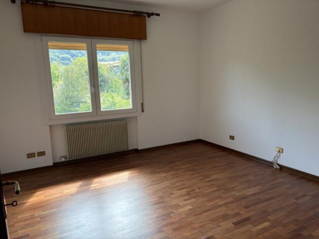 Villa Indipendente in affitto a Longhere, Vittorio Veneto
