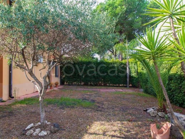 Villa Indipendente in affitto a Aci Sant'antonio, Sicilia
