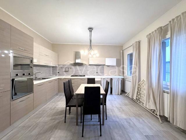 Villa Indipendente in affitto a Borgo Dolomiti, Adria