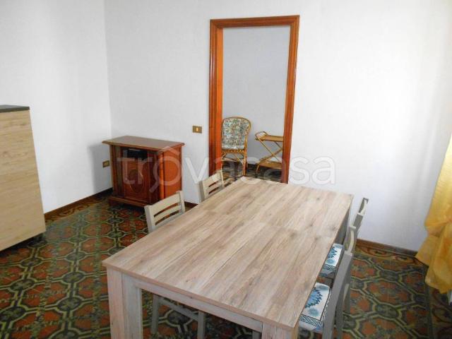 Villa Indipendente in affitto a Borgo Dolomiti, Adria