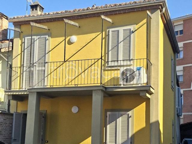 Villa Indipendente in affitto a Piemonte, Cuneo