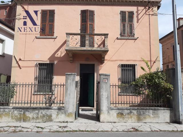 Villa Indipendente in affitto a Centro storico, Marche