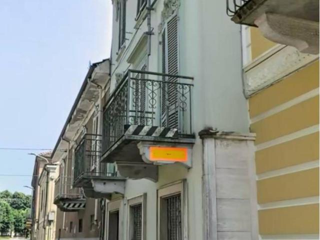 Villa Indipendente in affitto a Piemonte, Asti