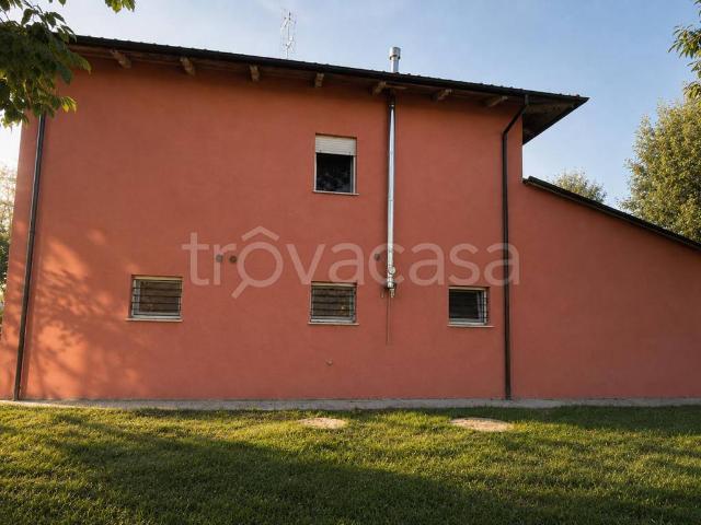 Villa Indipendente in affitto a Bevilacqua, Cento