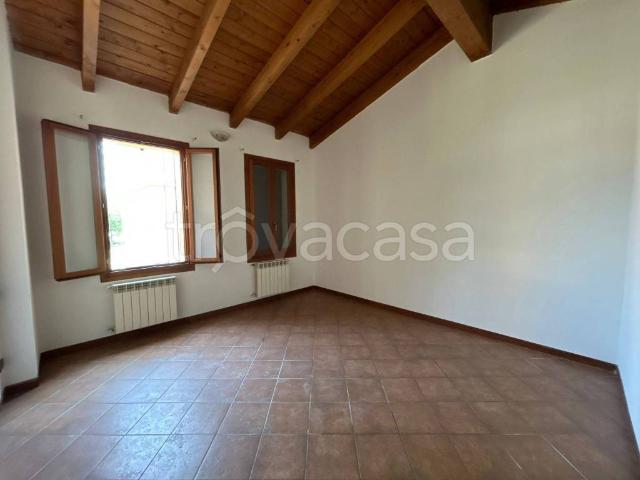 Villa Indipendente in affitto a Unione Comuni Modenesi Area Nord, Concordia Sulla Secchia