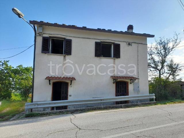 Villa Indipendente in affitto a Frosolone, Molise