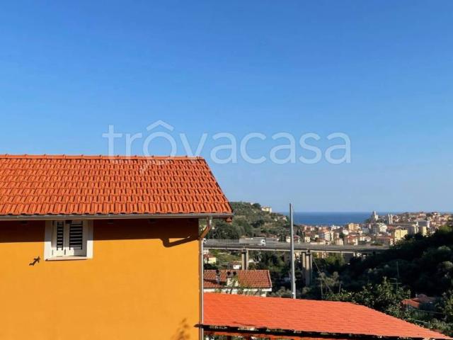 Villa Indipendente in affitto a Artallo, Imperia