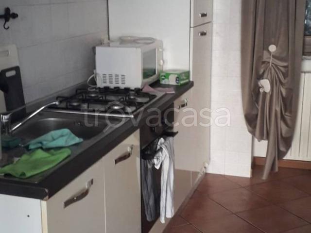 Villa Indipendente in affitto a Landriano, Lombardia