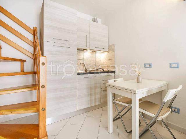 Villa Indipendente in affitto a Stagno, Lastra A Signa