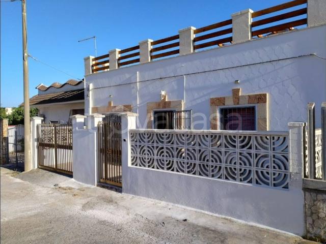 Villa Indipendente in affitto a Quota 12, Puglia