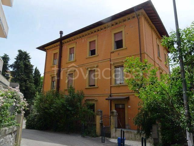 Villa Indipendente in affitto a Sant'Erminio, Cenerente