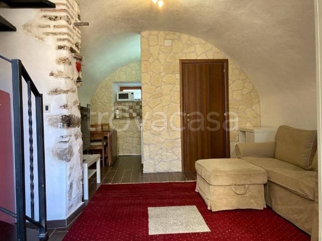 Villa Indipendente in affitto a Rocca Di Mezzo, Abruzzo