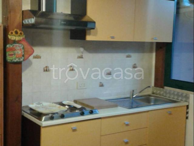 Villa Indipendente in affitto a Centro Giano, Roma Capitale