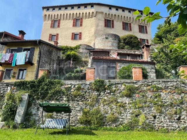 Villa Indipendente in affitto a Piemonte, Biella
