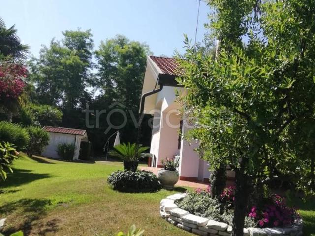 Villa Indipendente in affitto a Rosolina, Veneto