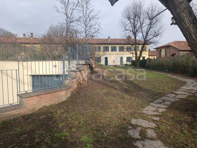 Villa Indipendente in affitto a Rozzano, Lombardia