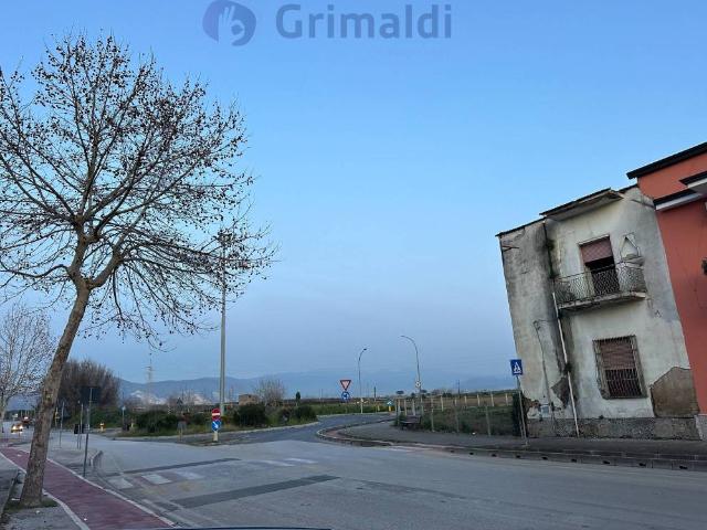 Villa Indipendente in vendita a Acerra, Campania