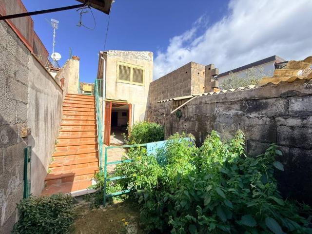 Villa Indipendente in vendita a Cannizzaro, Aci Castello