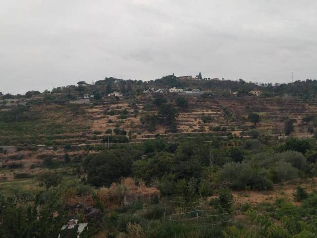 Villa Indipendente in vendita a Aci Catena, Sicilia