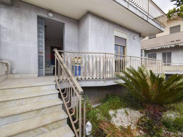 Villa Indipendente in vendita a Lavina, Aci Sant'antonio
