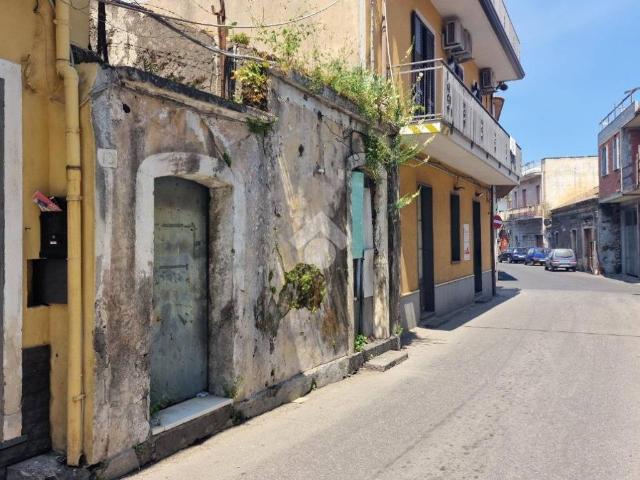 Villa Indipendente in vendita a Aci Sant'antonio, Sicilia