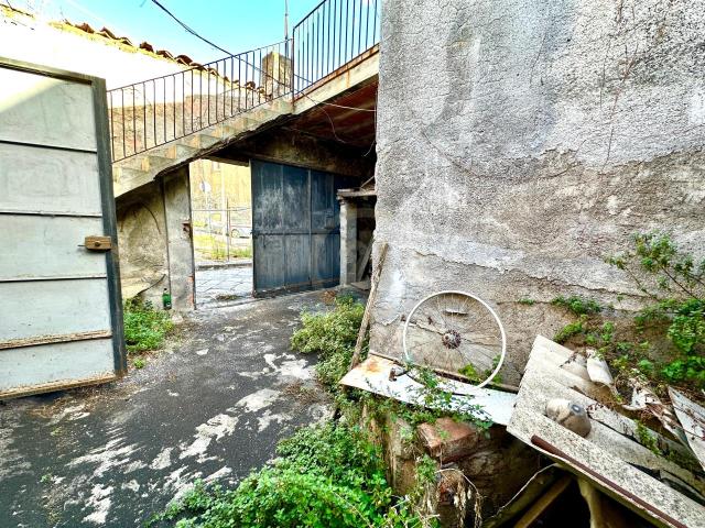 Villa Indipendente in vendita a Acireale, Sicilia