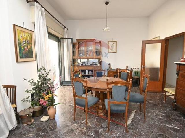 Villa Indipendente in vendita a Acireale, Sicilia