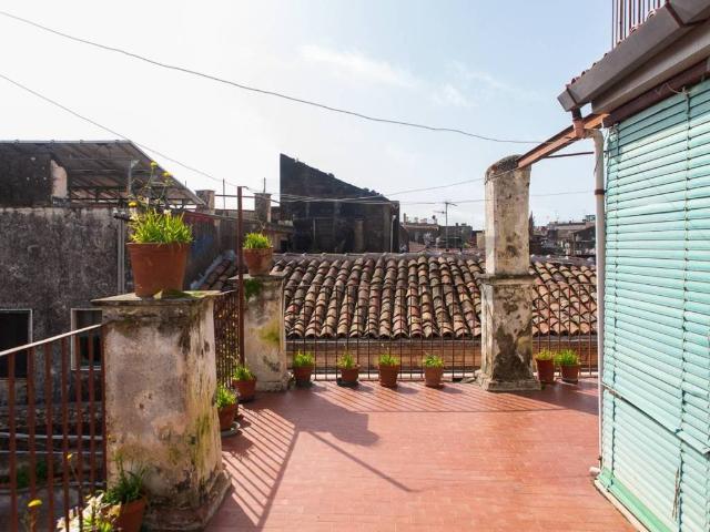 Villa Indipendente in vendita a Acireale, Sicilia