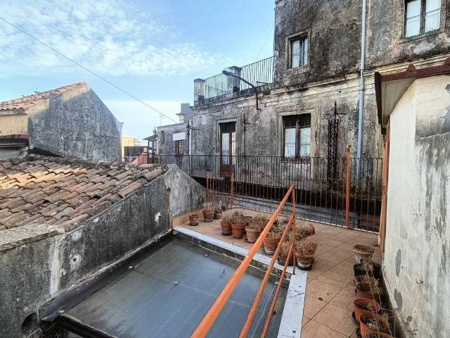 Villa Indipendente in vendita a Acireale, Sicilia