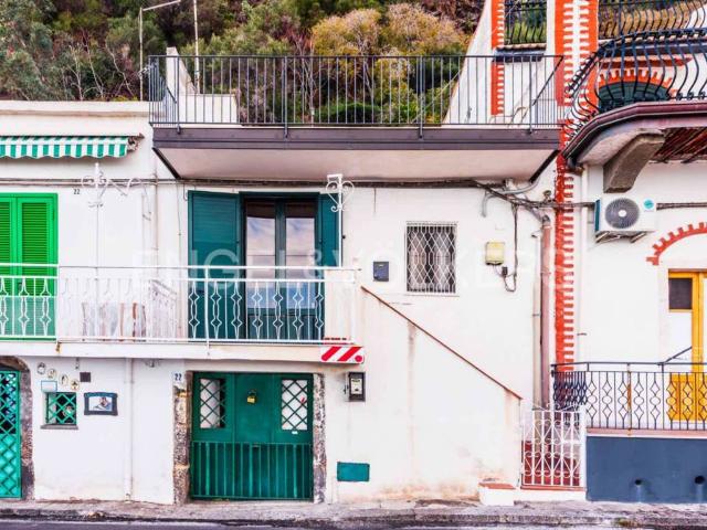 Villa Indipendente in vendita a Acireale, Sicilia