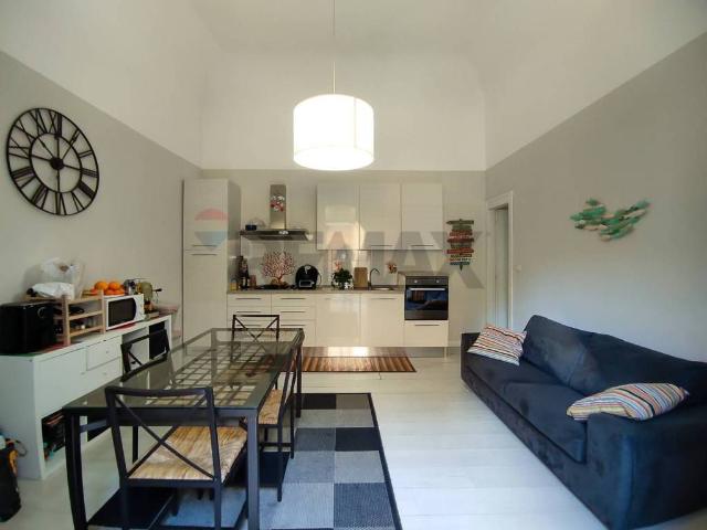 Appartamento in vendita a Acireale, Catania