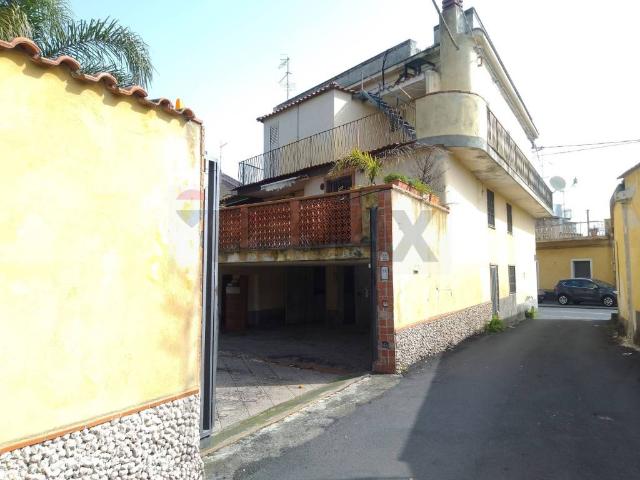 Villa Indipendente in vendita a Acireale, Sicilia