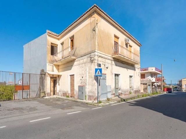 Villa Indipendente in vendita a Pozzillo Superiore, Acireale