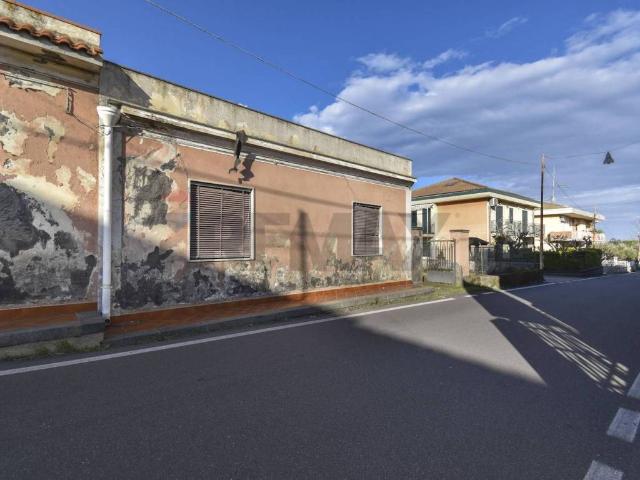 Villa Indipendente in vendita a Pozzillo Superiore, Acireale