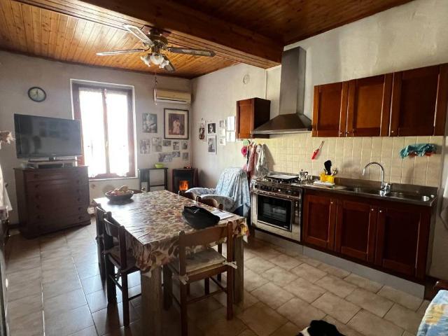 Villa Indipendente in vendita a Acquanegra Cremonese, Lombardia