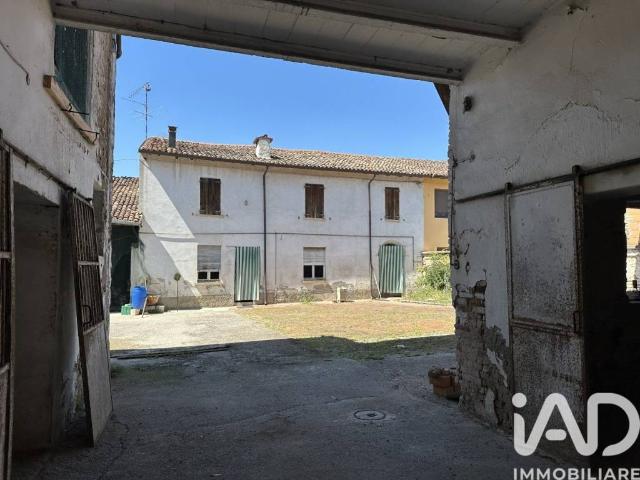 Villa Indipendente in vendita a Acquanegra Sul Chiese, Lombardia