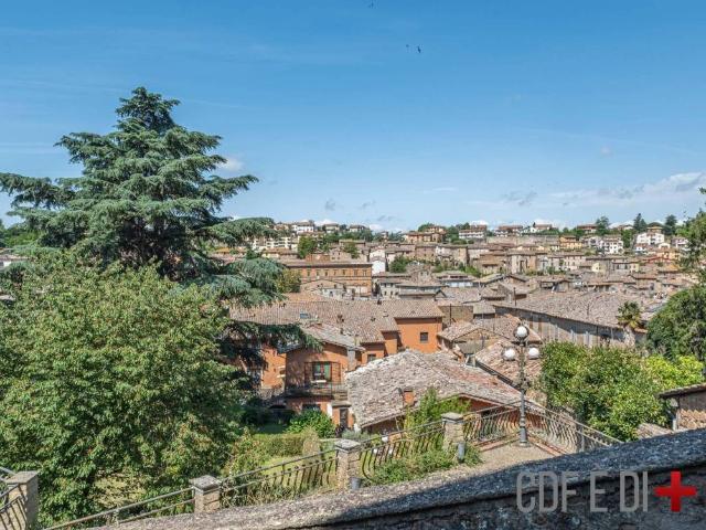 Villa Indipendente in vendita a Acquapendente, Lazio