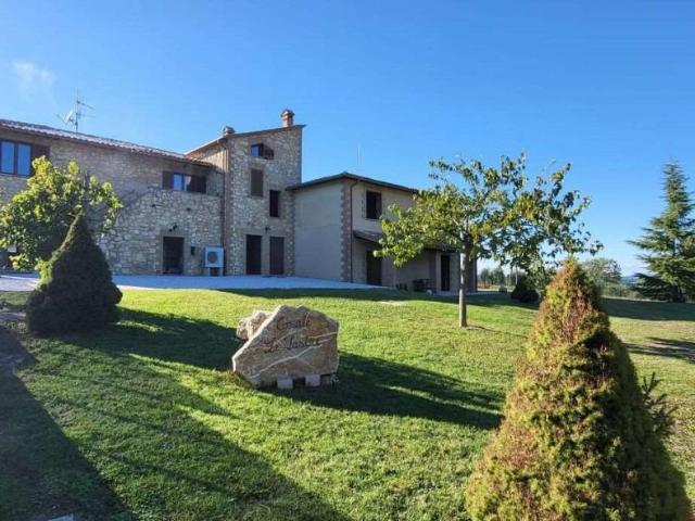 Villa Indipendente in vendita a Acquasparta, Umbria