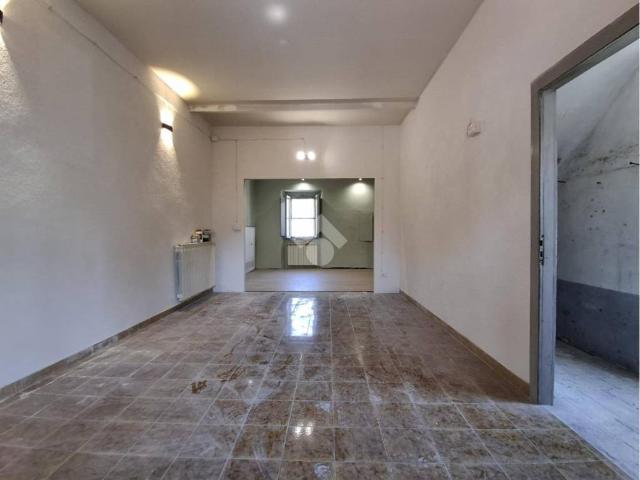 Villa Indipendente in vendita a Acquasparta, Terni