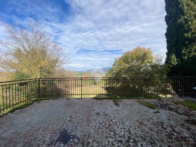 Villa Indipendente in vendita a Acquasparta, Umbria