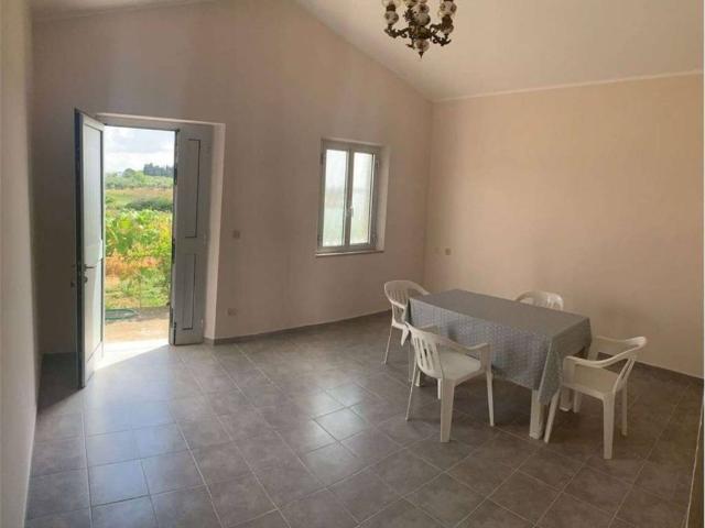 Villa Indipendente in vendita a Acquaviva Collecroce, Campobasso