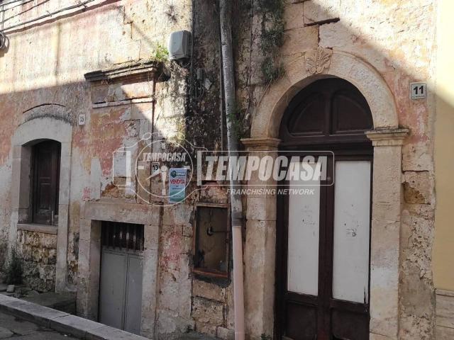 Villa Indipendente in vendita a Adelfia, Bari