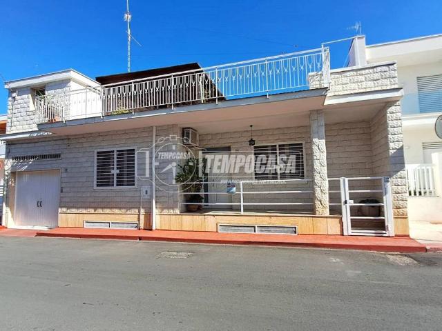 Villa Indipendente in vendita a Puglia, Bari