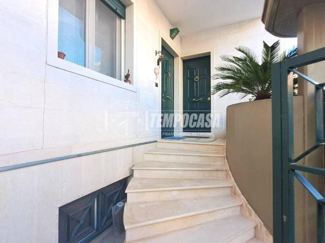 Villa Indipendente in vendita a Puglia, Bari